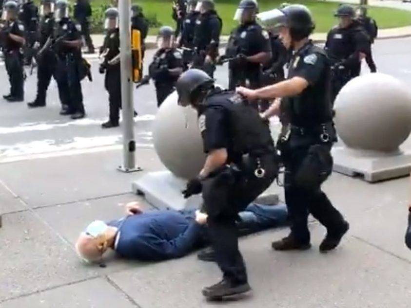 Collective resignation of police in the united states